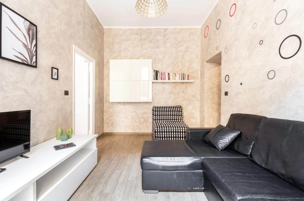 Riari 59 Rome Trastevere - Rome Vacation M&D מראה חיצוני תמונה